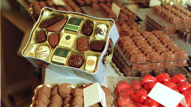 Peut-on acheter des pralines belges dans un magasin Leonidas à Bruxelles ?